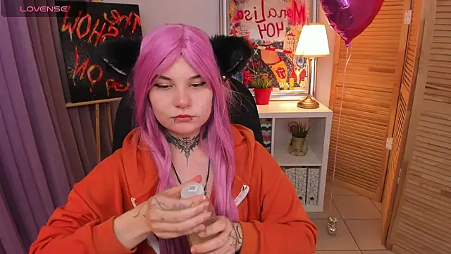 mekurisu online show from February 2025 07:44:02 AM