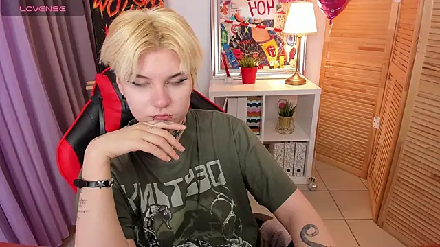 mekurisu online show from March 2025 07:08:02 AM