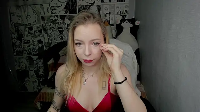 Snapshot of Martha_Cameron chatting on February 2025 10:18:01 PM Martha Cameron online show from February 2025 10:18:01 PM