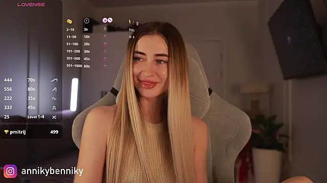 Snapshot of Coconutkittyy chatting on December 2024 05:11:01 PM Coconutkittyy online show from December 2024 05:11:01 PM