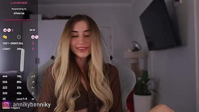 Snapshot of Coconutkittyy chatting on December 2024 05:13:01 PM Coconutkittyy online show from December 2024 05:13:01 PM