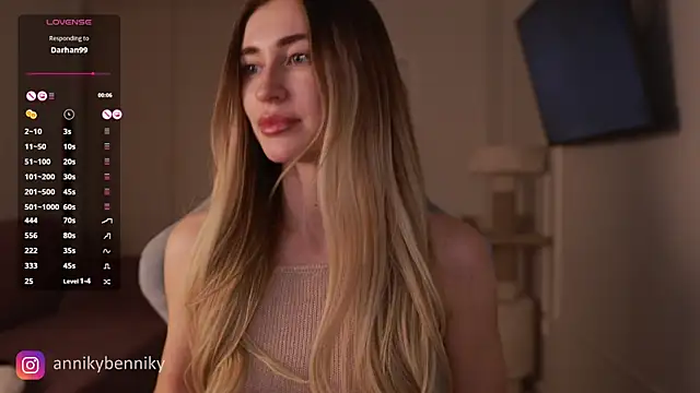 Snapshot of Coconutkittyy chatting on March 2025 09:34:01 PM Coconutkittyy online show from March 2025 09:34:01 PM