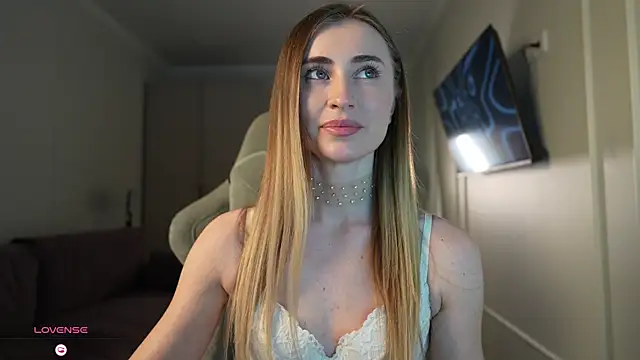 Snapshot of Coconutkittyy chatting on October 2025 03:29:02 PM Coconutkittyy online show from October 2025 03:29:02 PM