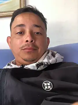 Snapshot of isacalejandroo chatting on December 2024 04:30:02 PM isacalejandroo online show from December 2024 04:30:02 PM