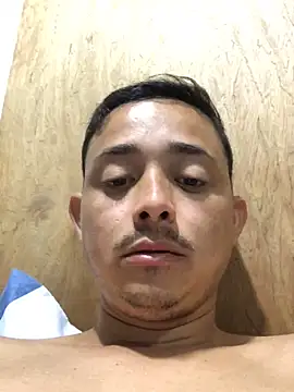 Snapshot of isacalejandroo chatting on December 2024 11:08:01 PM isacalejandroo online show from December 2024 11:08:01 PM