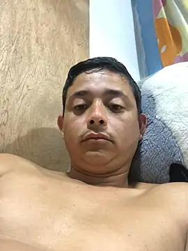 Snapshot of isacalejandroo chatting on January 2025 12:27:01 PM isacalejandroo online show from January 2025 12:27:01 PM