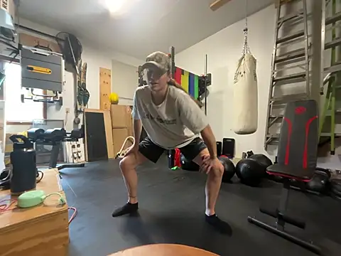 Snapshot of MissSwitch chatting on December 2024 05:37:01 PM MissSwitch online show from December 2024 05:37:01 PM