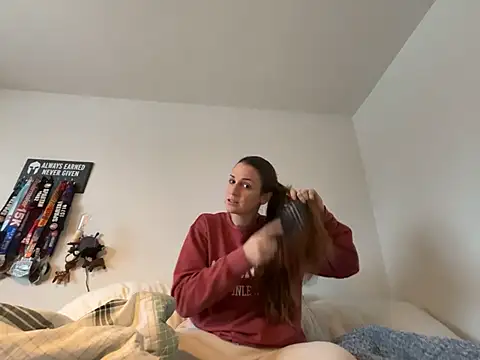 Snapshot of MissSwitch chatting on January 2025 01:30:01 PM MissSwitch online show from January 2025 01:30:01 PM