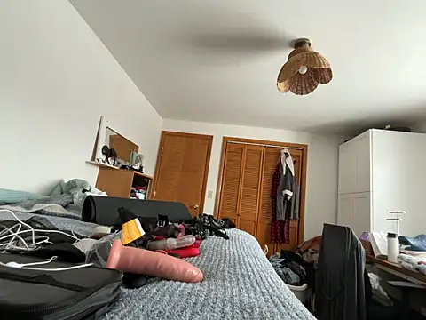 Snapshot of MissSwitch chatting on January 2025 02:49:01 PM MissSwitch online show from January 2025 02:49:01 PM