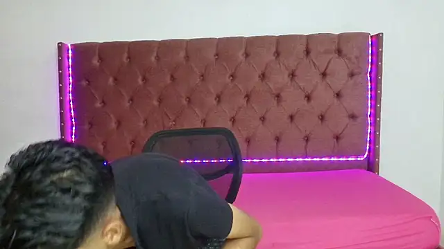 Snapshot of boys_yourparty chatting on March 2025 01:48:01 PM boys yourparty online show from March 2025 01:48:01 PM