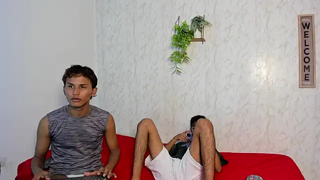 boys yourparty online show from May 2026 01:03:02 AM