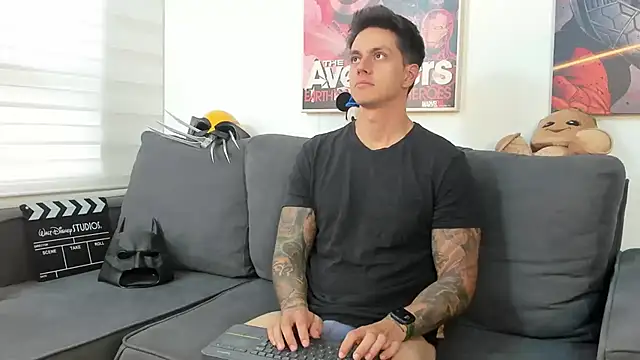 Snapshot of JeanBroc chatting on December 2025 07:52:01 PM JeanBroc online show from December 2025 07:52:01 PM