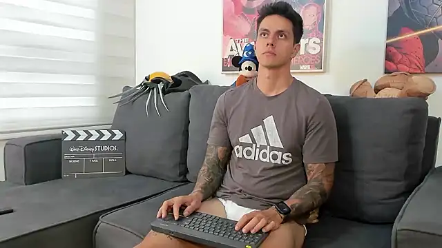 Snapshot of JeanBroc chatting on January 2026 08:54:01 PM JeanBroc online show from January 2026 08:54:01 PM