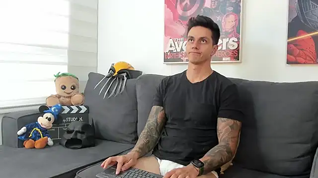 Snapshot of JeanBroc chatting on February 2026 07:22:01 PM JeanBroc online show from February 2026 07:22:01 PM