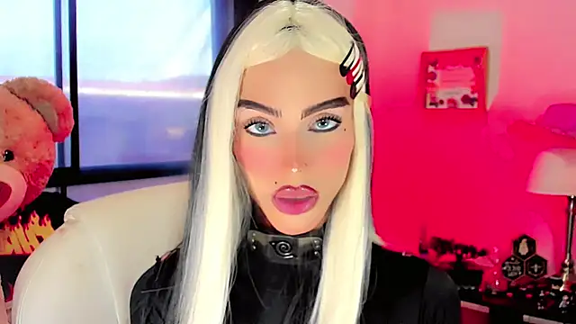 dollswit01 online show from January 2025 09:04:02 PM