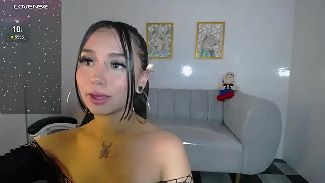 Snapshot of _ella_b chatting on January 2025 06:10:01 AM ella b online show from January 2025 06:10:01 AM