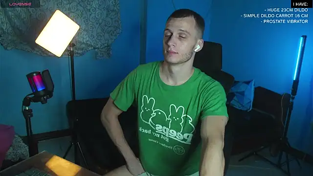 Snapshot of mickeypict chatting on February 2025 04:09:02 PM mickeypict online show from February 2025 04:09:02 PM