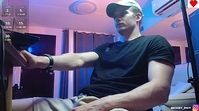 Snapshot of mickeypict chatting on November 2025 08:24:01 AM mickeypict online show from November 2025 08:24:01 AM