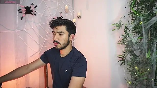 dam0n fr0st online show from October 2025 10:43:02 PM