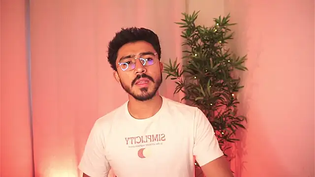 dam0n fr0st online show from December 2025 08:50:02 PM