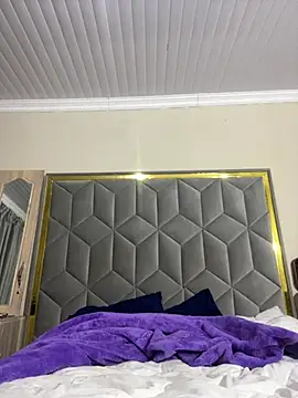 Snapshot of PuddingHotPot chatting on April 2026 12:06:01 AM PuddingHotPot online show from April 2026 12:06:01 AM