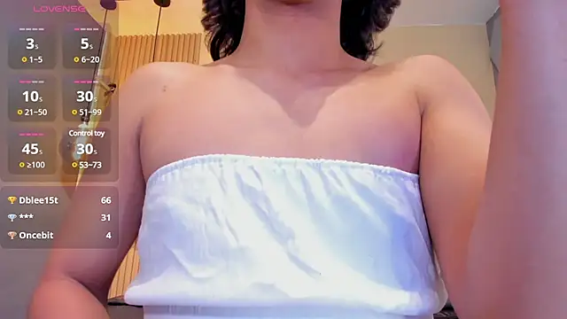 HOTTY RED  online show from February 2025 05:40:02 PM