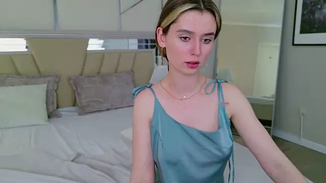 Snapshot of MarybethSnow chatting on January 2025 11:00:02 PM MarybethSnow online show from January 2025 11:00:02 PM