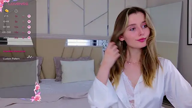 Snapshot of MarybethSnow chatting on March 2025 05:05:02 PM MarybethSnow online show from March 2025 05:05:02 PM