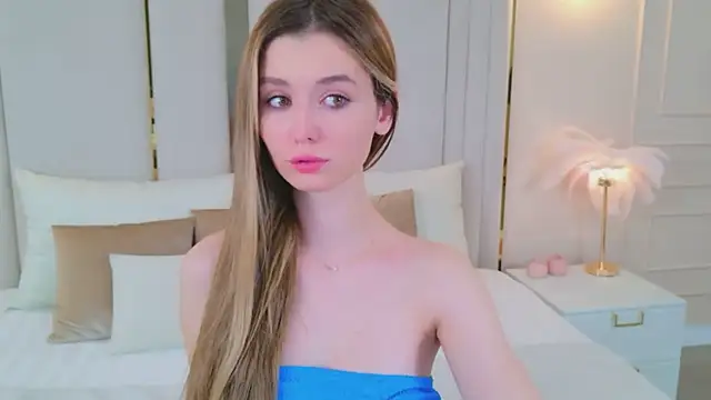 Snapshot of MarybethSnow chatting on November 2025 05:07:01 PM MarybethSnow online show from November 2025 05:07:01 PM