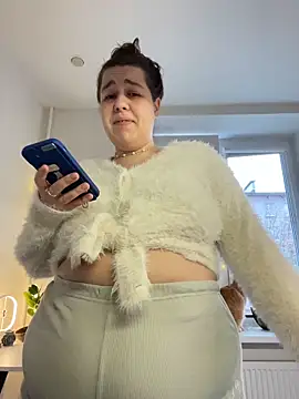 SuzieMurray online show from November 2025 08:48:02 AM