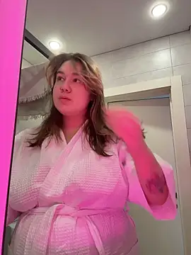 SuzieMurray online show from February 2026 08:07:01 AM