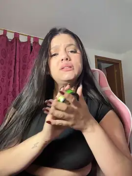 Snapshot of kimberlyhills1 chatting on February 2025 01:38:01 AM kimberlyhills1 online show from February 2025 01:38:01 AM