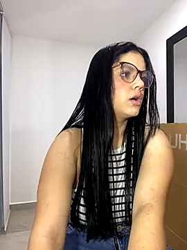 Snapshot of kimberlyhills1 chatting on November 2025 09:58:01 PM kimberlyhills1 online show from November 2025 09:58:01 PM