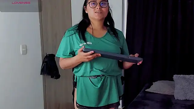 Snapshot of lorymoon chatting on December 2024 10:12:01 PM lorymoon online show from December 2024 10:12:01 PM