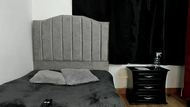 Snapshot of lorymoon chatting on December 2024 06:58:02 PM lorymoon online show from December 2024 06:58:02 PM