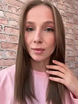 CaseyStar online show from November 2025 12:40:01 PM