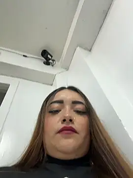 Tatiana O online show from November 2025 03:27:01 PM