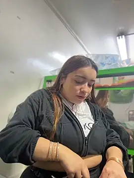 Snapshot of Tatiana_O chatting on April 2026 01:02:02 PM Tatiana O online show from April 2026 01:02:02 PM