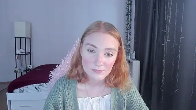 ReddHotPipper online show from October 2025 02:42:02 AM