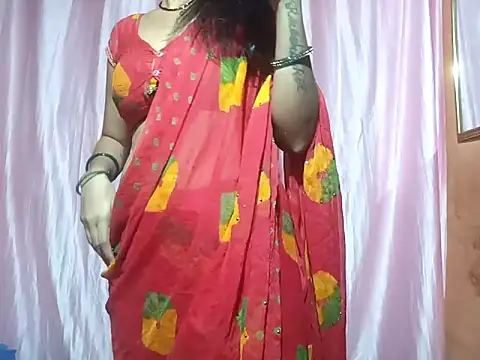 Snapshot of poojaxxx65 chatting on March 2025 09:05:02 AM poojaxxx65 online show from March 2025 09:05:02 AM