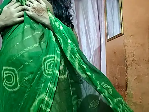 Snapshot of poojaxxx65 chatting on October 2025 10:54:02 PM poojaxxx65 online show from October 2025 10:54:02 PM