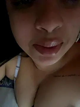 Snapshot of lalinha_sapeka chatting on November 2025 01:25:02 PM lalinha sapeka online show from November 2025 01:25:02 PM