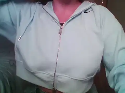 Evasapples online show from September 2025 08:56:02 PM