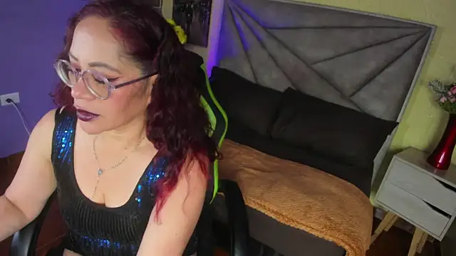 Snapshot of maria_paulac chatting on September 2025 05:07:02 AM maria paulac online show from September 2025 05:07:02 AM