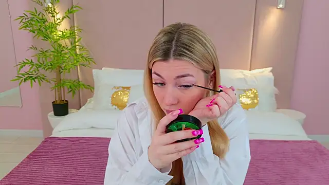 HelenaMorgan online show from March 2025 03:37:02 AM