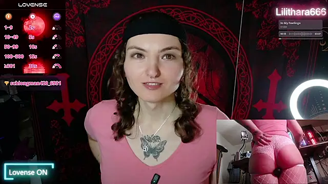 BrandiWRLD 999 online show from November 2025 07:35:01 PM