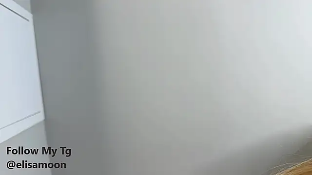 Snapshot of elisa_moon chatting on March 2025 07:06:02 PM elisa moon online show from March 2025 07:06:02 PM