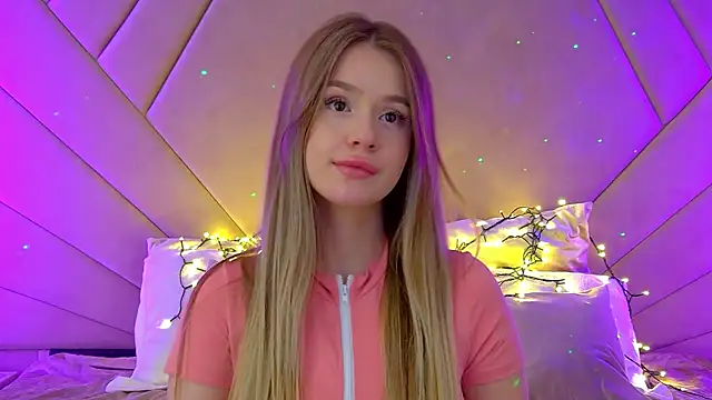 Snapshot of MilanaBalmain chatting on March 2025 12:15:01 PM MilanaBalmain online show from March 2025 12:15:01 PM