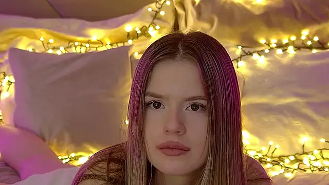 Snapshot of MilanaBalmain chatting on March 2025 10:57:01 AM MilanaBalmain online show from March 2025 10:57:01 AM