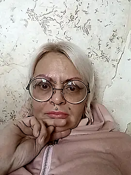 Gardener of Illusions online show from October 2025 04:50:01 PM